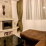 луксозен мечи чал - манастира 2 Apartment Pamporovo