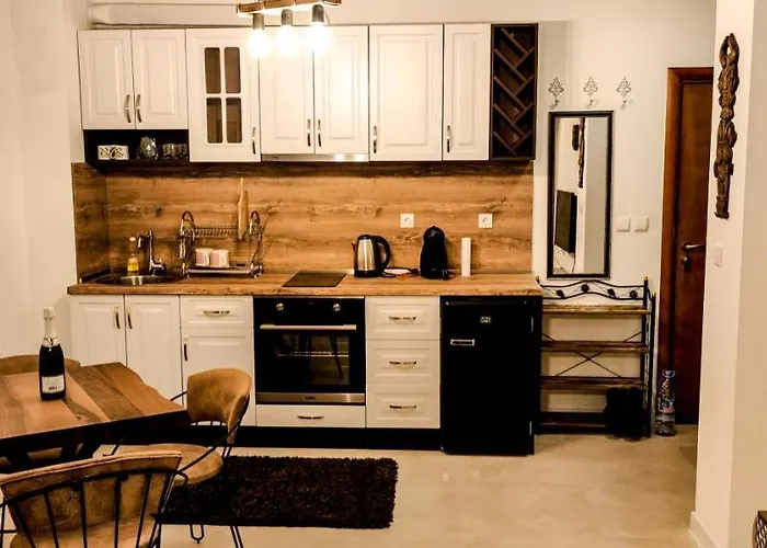 луксозен мечи чал - манастира 2 *